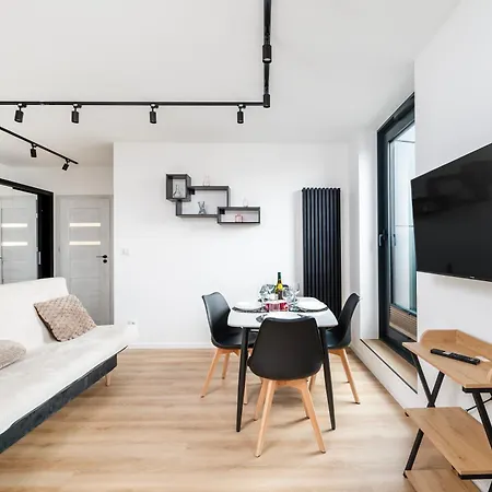 Kopernika - Balcony, Piotrkowska Nearby - By Rentujemy Lejlighed *