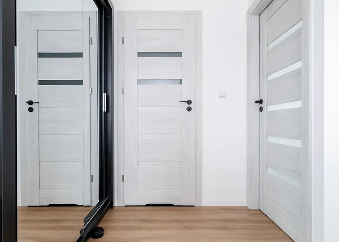 Kopernika - Balcony, Piotrkowska Nearby - By Rentujemy Lejlighed *