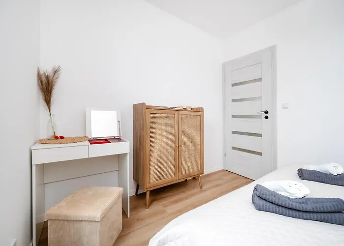 Lejlighed Kopernika - Balcony, Piotrkowska Nearby - By Rentujemy Łódź